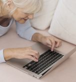 Tumore, dopo la diagnosi è caccia alle risposte